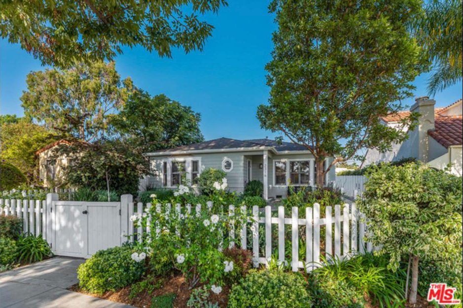 2316 Midvale Ave